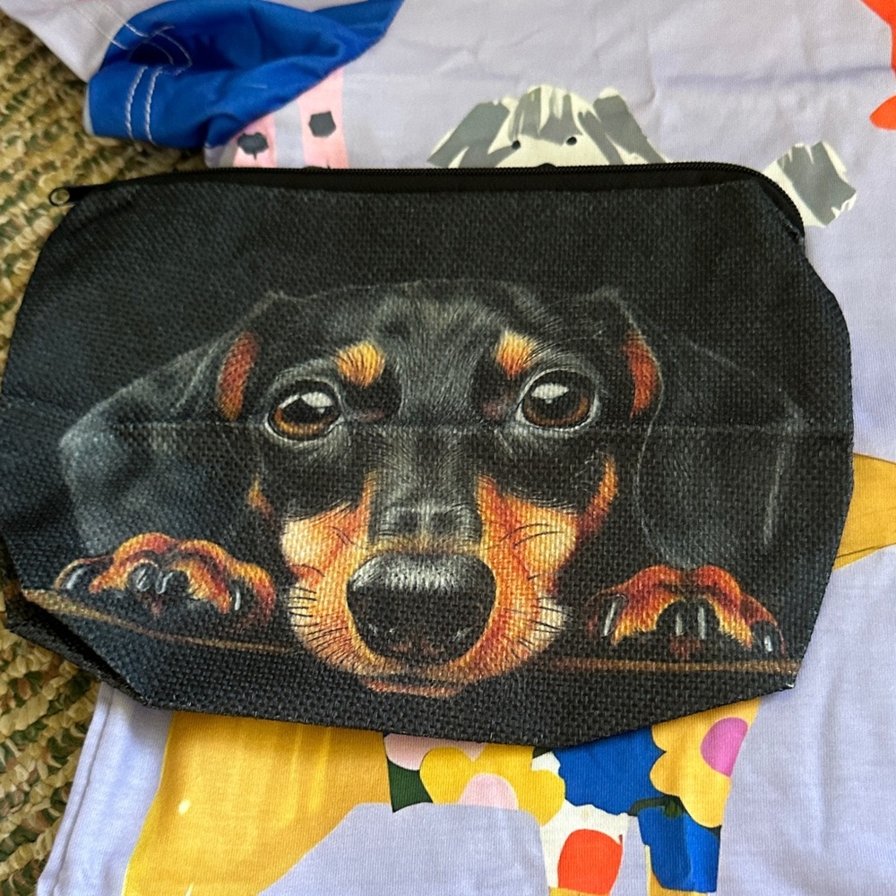 Colorful Dog Print T-Shirt with accessories - Picture 2 of 6